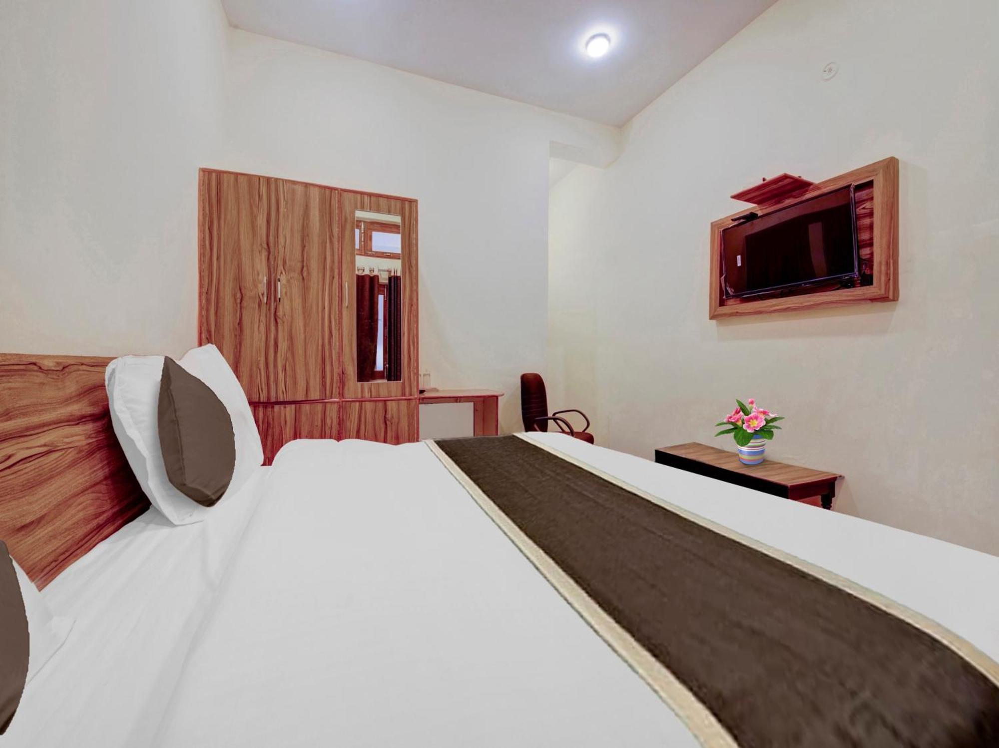Hotel Kailasha Uttarkāshi Eksteriør billede